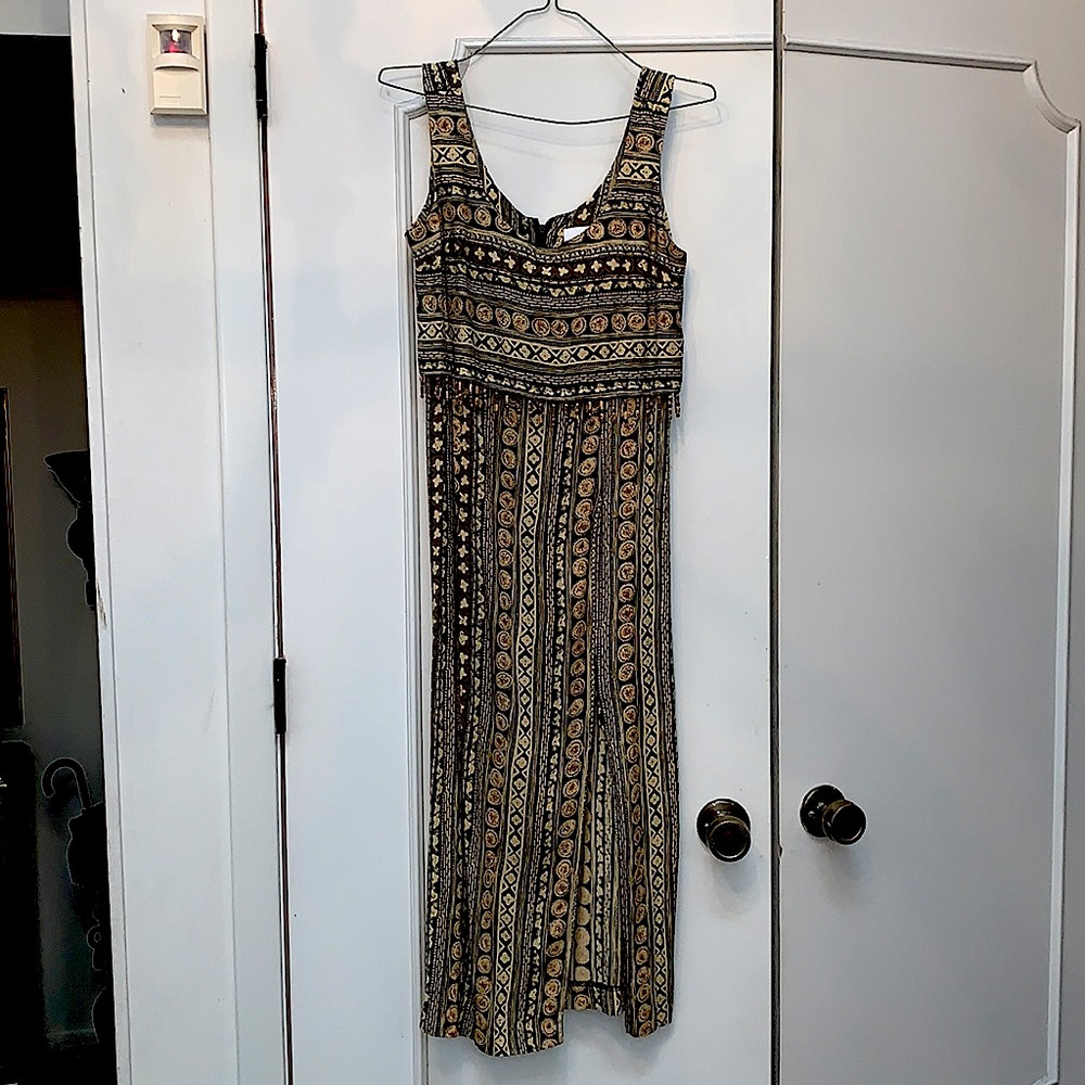 Maxi tribal pattern dress with beads. Brand: Maggie Lawrence. Size 3/4.